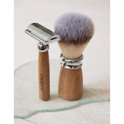 Coffret rasoir de sureté + blaireau + pack de 5 lames